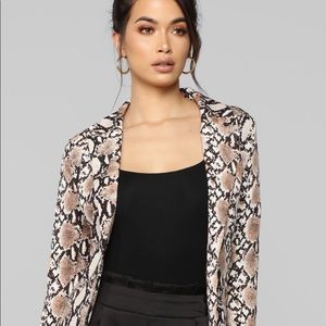 Just My Type Blazer - Tan